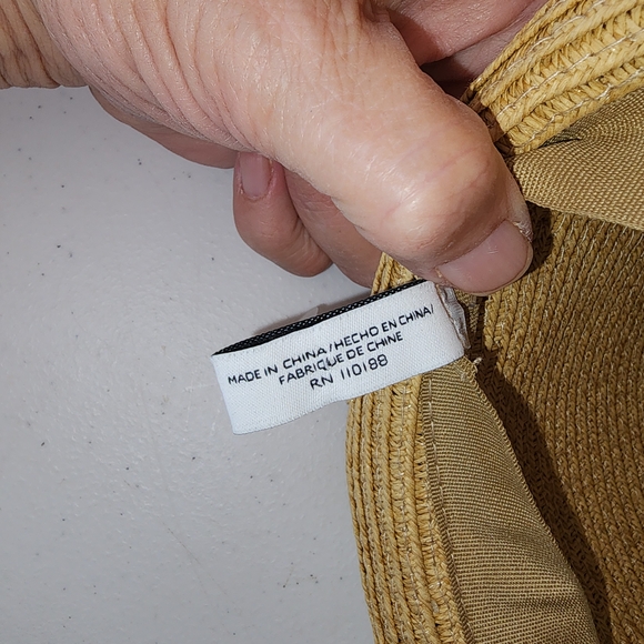 Nine West Beige Hat with Monochrome Floral Band - Picture 7 of 7